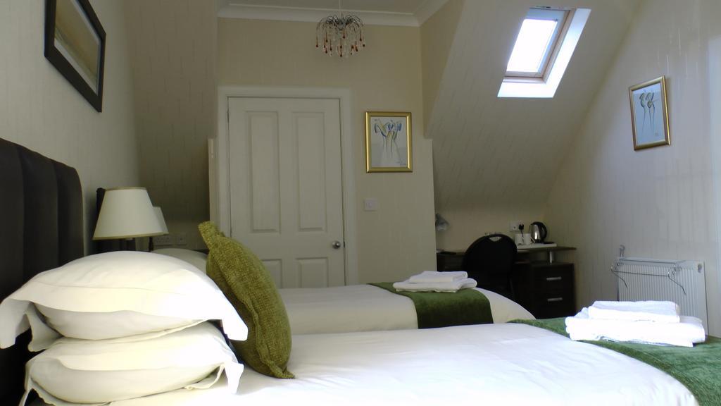 Linksview Guest House Карнусти Номер фото