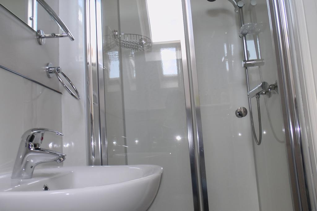 Linksview Guest House Карнусти Экстерьер фото